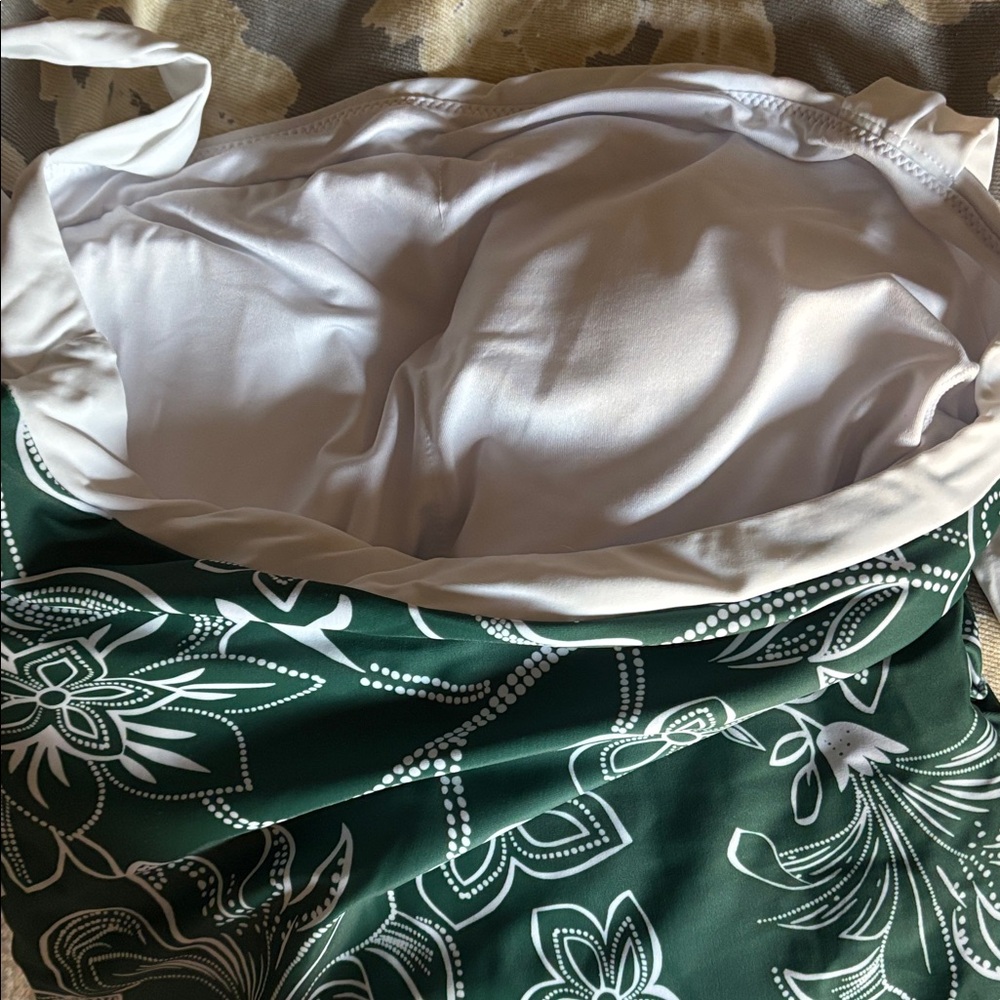 NWT Green Floral Tummy Control One-Piece Swimsuit - Picture 5 of 5
